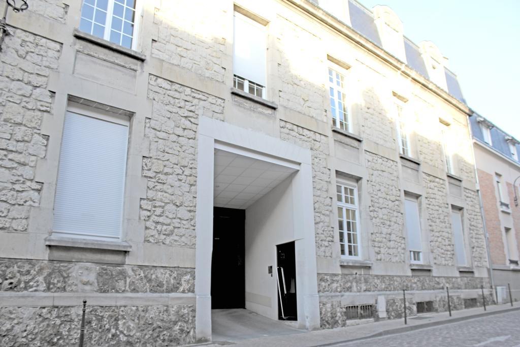 La Noctambulle Cathedrale Apartman Reims Szoba fotó